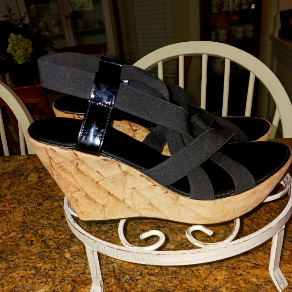 Italian Shoemaker Black Wedge size 8